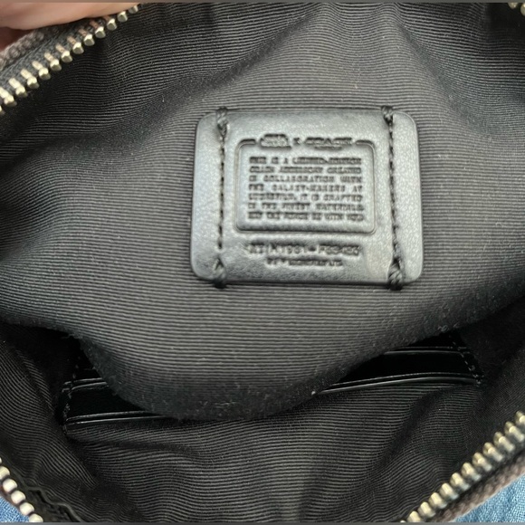 Coach x STAR WARS “May the Force Be With You” Black and Blue Wristlet/Pouch - Picture 8 of 9